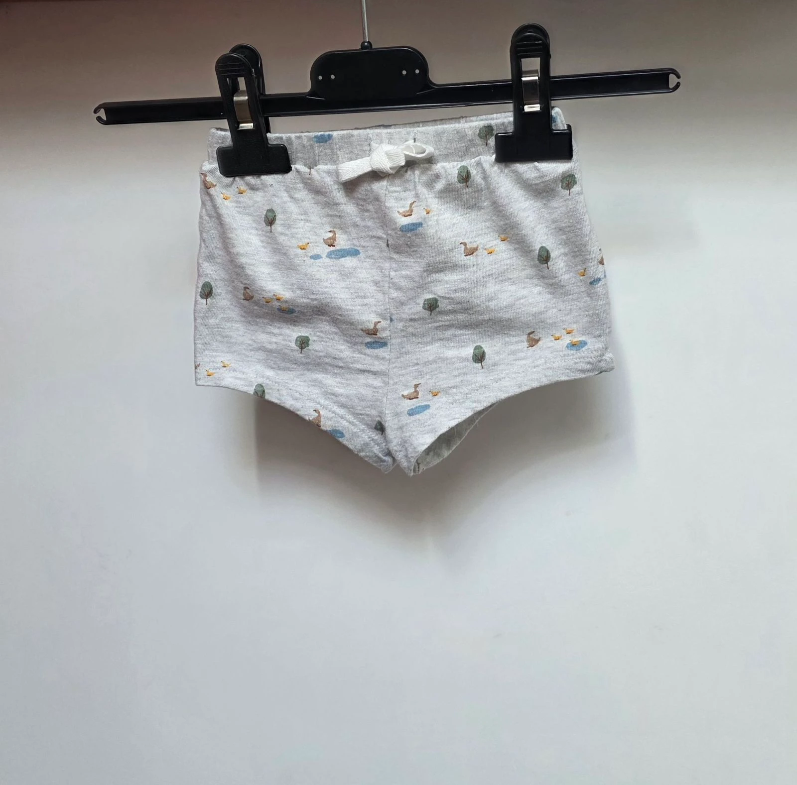Short gris imprimé nature Kiabi Taille 3 mois 56-62 cm